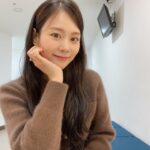 Han Seung-yeon Instagram - #이천시 #청소년진로콘서트 잘 마쳤습니다- 손이 덜덜 떨렸지만- 말은 안버버했으니 다행. 휴- 다들 열심히 행복해지자구요!! (우리 팬들도 너무 고마워요!!!) #너무떨려서집에가고싶었지만또해내찌