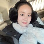 Han Seung-yeon Instagram - 이번 겨어어어어어어어어어울한 한 주를 함께한 방한템들.. 아직도 추가되는 중.. #빙산의일각 #winter #여름 #좋아요