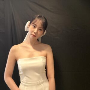 Han Seung-yeon Instagram - #한터뮤직어워즈 #한승연 #seungyeon #whitedress