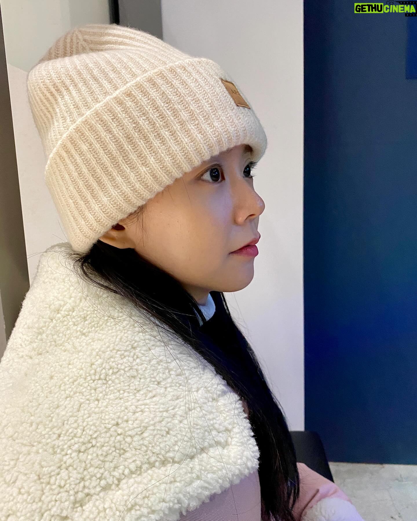 Han Seung-yeon Instagram - #disney 100thanniversary houseofwish