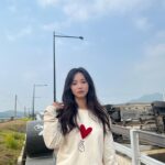Han So-eun Instagram - 오늘은 #마녀는살아있다 하는 날🧡
