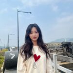 Han So-eun Instagram - 오늘은 #마녀는살아있다 하는 날🧡
