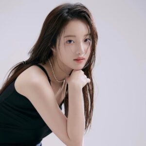 Han So-eun Instagram - 🖤