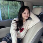 Han So-eun Instagram - 꼬으니 대기중 🎥