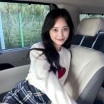 Han So-eun Instagram - 꼬으니 대기중 🎥