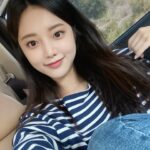 Han So-eun Instagram - 🖤💜🧡
