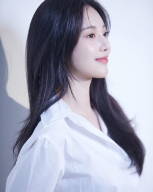 Han So-eun Instagram - 💙