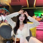 Han So-eun Instagram - 🤍💛💛🤍
