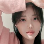 Han So-eun Instagram - 🌸