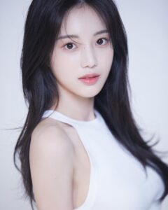 Han So-eun Instagram - New profile 🤍