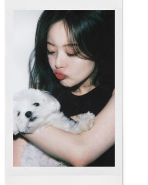 Han Su-ah Instagram - 어케 뽀뽀 한번을 안해주니 짜오