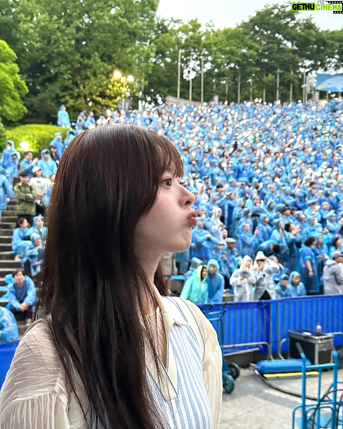 Han Su-ah - 68.2K Likes - 아카라카 💙🤍💧