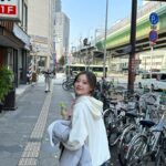 Han Su-ah Instagram - 다시 갈래 🥹🌏