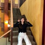 Han Su-ah Instagram - backseat !