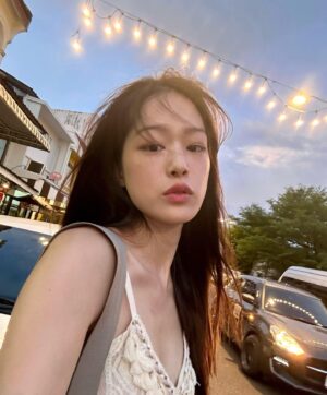 Han Sung-min Instagram - With mom🧡