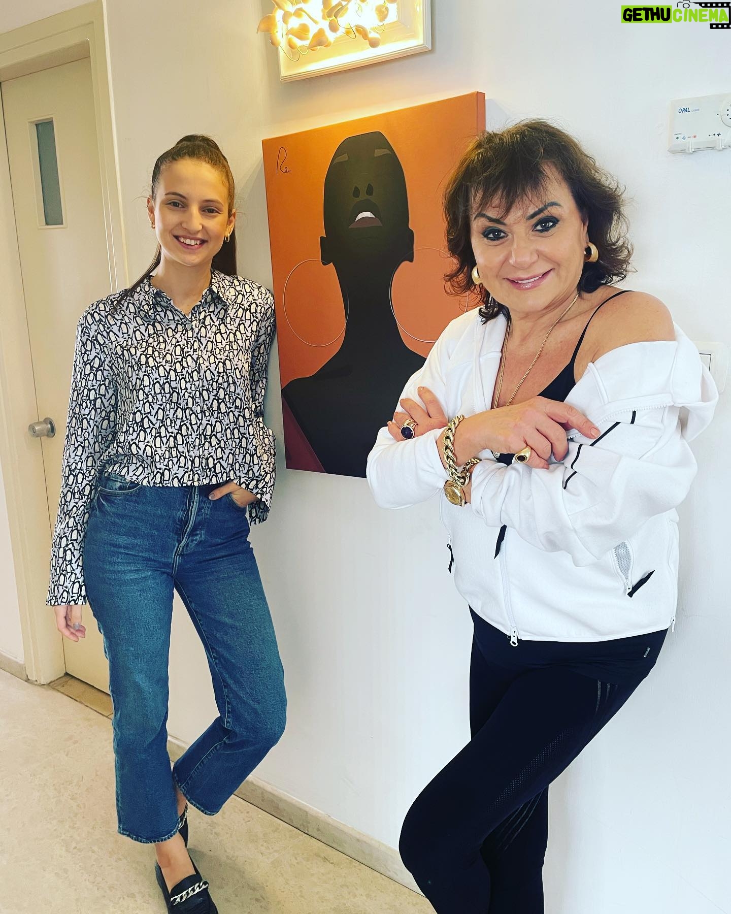 Hana Laslo - 1.3K Likes - ציור של רינת חובה ... שווה.. אם גם אתם רוצים כנסו לפיד
@rinat_hova