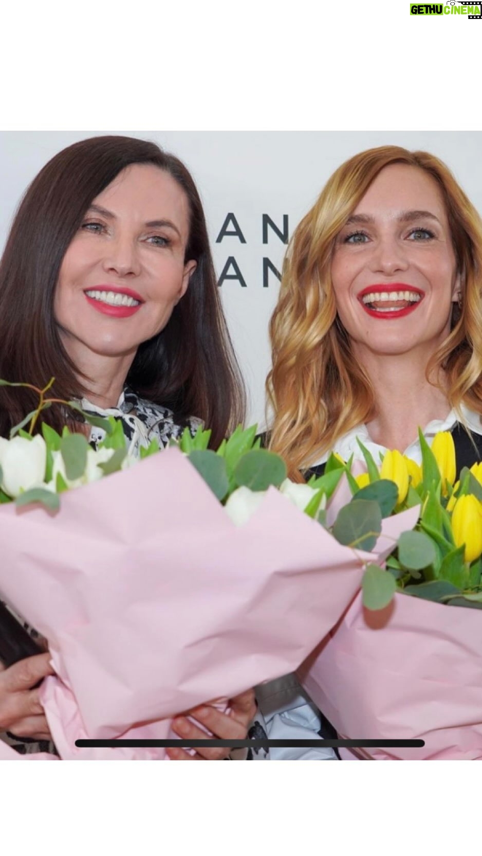 Hana Vagnerová Instagram - Kdyz se krome narozenin slavi i prestaveni novinek od moji milovany Anny Brandejs, vznikne z toho uzasnej den❤️❤️❤️ The best birthday ever❤️❤️❤️ Dekuju @annabrandejs_czsk @annabrandejs_osobni Saty @klaranademlynskaofficial Make up a vlasy @margitavisage @elite_prague
