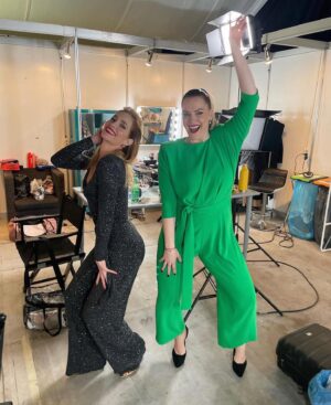 Hana Vagnerová Instagram - Takove normalni pondeli s @petranesvacilova ❤️❤️❤️
🎬🎬🎬
