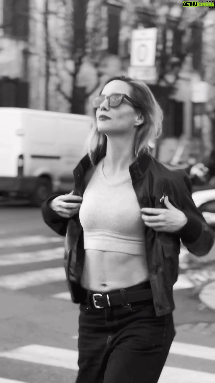 Hana Vagnerová - 3.6K Likes - 🖤🎬
@marcomelfiphoto
#italiansdoitbetter