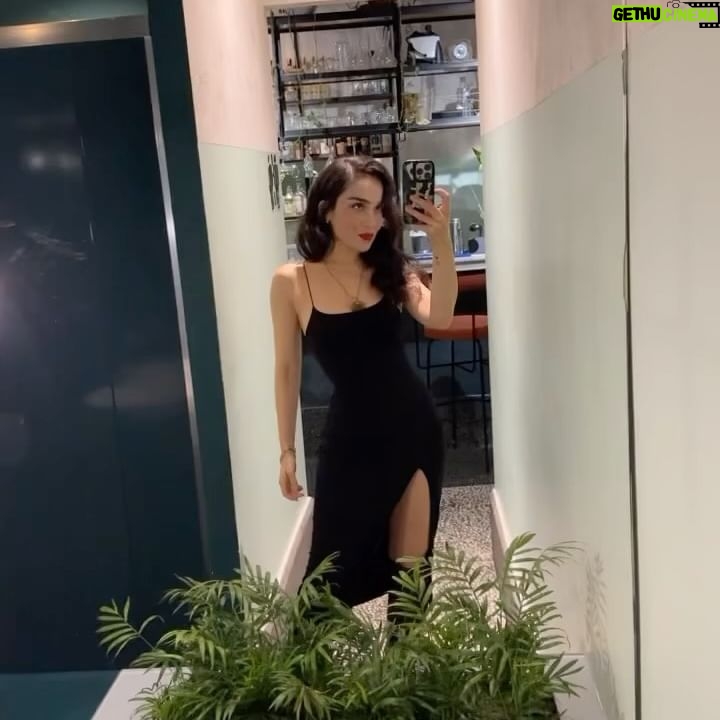 Hande Kaptan - 2K Likes - handeler ve 7 bilgeler♥️