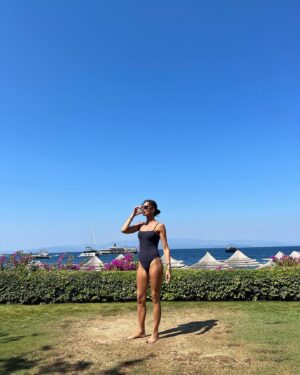 Hande Ataizi Instagram - 🐠🐠