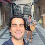 Hande Ataizi Instagram – Galata candır 🌻🤓