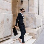 Hande Ataizi Instagram - Don’t expect too much 😎 @chanelofficial #chaneltuxedo always @manoloblahnik