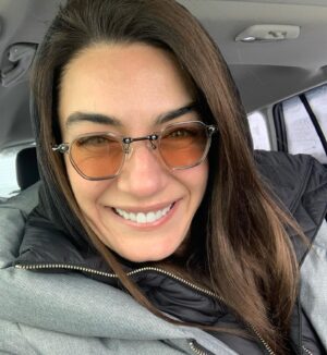 Hande Subaşı Instagram - 🙃🙃 #happyface #sundayfunday