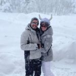 Hande Subaşı Instagram – Winter mood 👻🤍❄️ #couples 
#uludağ #march2022 #ski #turkey