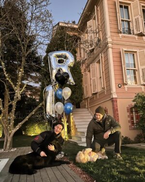 Hande Subaşı Instagram - First New Year & Birthday all together🫶🏼🖤🐶 #january3  @alican_ulusoy #mylittleboysbirthday #myboys #happybirthday #happynewyear #germanshepherd #glennofimaalterrier