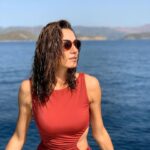 Hande Subaşı Instagram - Tamam tamam dönüyorum 😎🥲 #ikigünnasılgeçtianlamadım #denizaşkı #boatlife #cruising