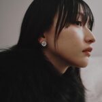 Hanna Chan Instagram - Happy Holidays with @miumiu #MiuMiuHoliday 🩶