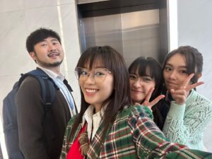 Hanna Chan Instagram - Behind the scenes ₍ᐢ•ﻌ•ᐢ₎ฅ

#社內相親