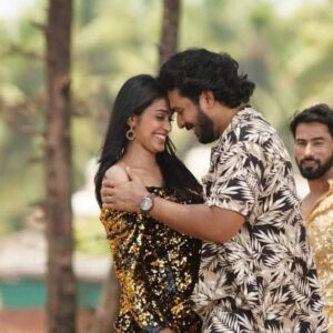 Hannah Reji Koshy Instagram - Behind The Scenes of DNA.. 

@nanafilmweekly

#malayalamsong #DNA