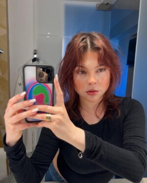 Hannah Zeile Instagram - ✂️✂️✂️