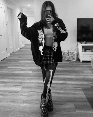 Hannah Zeile Instagram - ☠️☠️☠️