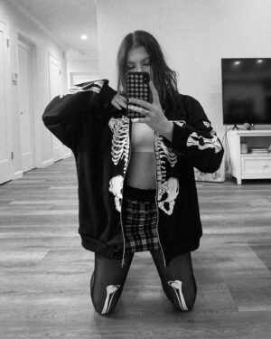 Hannah Zeile Instagram - ☠️☠️☠️