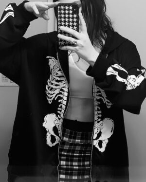 Hannah Zeile Instagram - ☠️☠️☠️