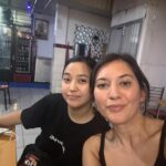 Hannah Al Rashid Instagram – Sulselkuuuuuuuuu dan seluruh isinyaaaa terlove selaluuuuu🫶🏼💕☀️🫦✨💥 

Terima kasih untuk energi baiknya teman-teman…hanya satuji yang kurang ok trip ini….nda ada yang bisa jelaskan dengan clear apa artinya dan kapan dipakainya kata Tawwa 🤣 mungkin teman-teman bisa bantu jelaskan di comments 🤣🤣🤣🤣

#sulawesi