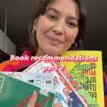 Hannah Al Rashid Instagram - Sastra Indonesia 🫶🏼💕✨📚 Waktu kuliah otak third culture kid ini lumayan pusing saat baca sastra Indonesia, justru karena bahasanya yang sangat kaya. Melihat cara penulis/pujangga Nusantara merangkai kata-kata dengan begitu emotif dan indah membuatku ingin tinggal di zaman itu saja, biar bisa dirayu à la Amir Hamzah, pasti istimewa dan langsung jatuh cinta 😂💕 #rekomendasibuku #bookrecommendations #reading #books #sastra #rekomendasibukuhannah