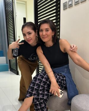 Hannah Al Rashid Instagram - Life lately…

#goblokglam 
#pencaksilat