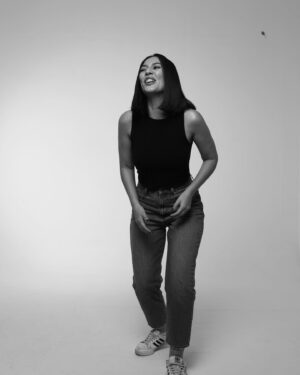 Hannah Al Rashid Instagram - If you don’t laugh, you only cry. A life motto. 

Coz the joke is this world and all the clowns within it. May we be kept close to good people and kept away from wastemans. 

May the laugher that hides our sorrows be replaced with boisterous unapologetic wide-mouthed joyful ones soon. Amin. 🤍✨