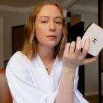 Hannah Einbinder Instagram - got ready with @voguemagazine for the @chanelofficial @tribeca artists din 🤍 @brcarr @mollygreenwald @jerrodrobertshair @sweetbabyjamie