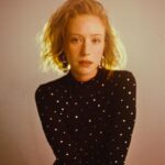 Hannah Einbinder Instagram – @sandyhonigphoto in @rollingstone today ♠️