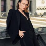 Hannah Einbinder Instagram - thank you @lamag for letting my block south of wilshire ass on the cover! 310 till death ♥️ Photographer @elisabeth.caren Creative Direction by Ada Guerin — @guerin_ad Styled by Jamie Mizrahi — @sweetbabyjamie Hair by Jerrod Roberts — @jerrodrobertshair Makeup by Molly Greenwald — @mollygreenwald Location Vision Studios L.A. — @visionstudiola Editor in Chief Shirley Halperin @shirleyhalperin Written by Deputy Editor Jasmin Rosemberg @jasminrosemberg Pride Package/Senior Editor Lina Lecaro @linalecaro Special Thanks @theledecompany