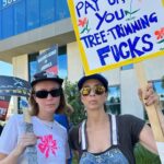 Hannah Einbinder Instagram - pissed off socialist jewish girls oil on canvas (2023)
