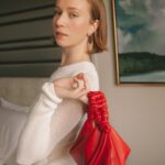 Hannah Einbinder Instagram - to be lensed by @sandyhonigphoto for @elleusa is a tonic for the soul and spirit. @sweetbabyjamie @jerrodrobertshair @erinleesmith