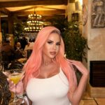 Hannah Elizabeth Instagram – Pink hair …  don’t care 💁‍♀️.
.
.
.
.
@glamorhairlondon #pinkhair