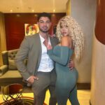 Hannah Elizabeth Instagram - Bestie Behaviour 💕 @anton_danyluk . @prettylittlething party LN 🍰 . . . @courthousehotellondon
