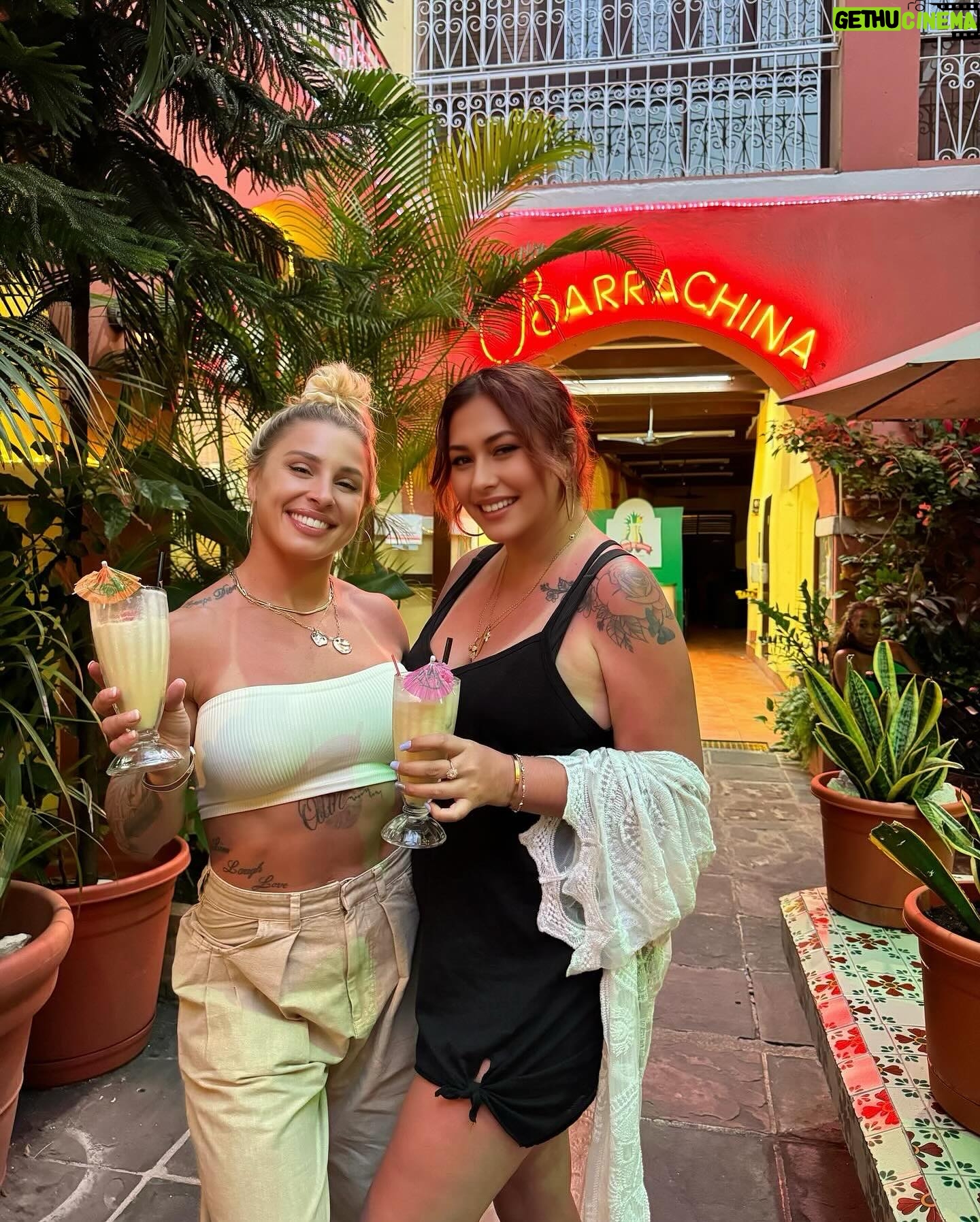 Hannah Goldy Instagram - “Some people arrive and make such a beautiful impact on your life, you can barely remember what life was like without them.” —Anna Taylor